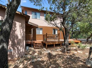 41 Ridge Dr, Cedar Crest, NM 87008