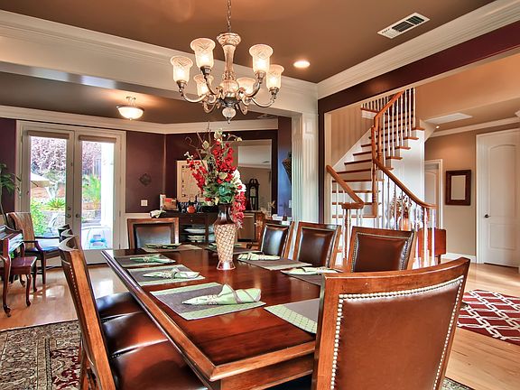 4th image of 3710 Clubhouse Ct