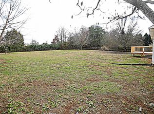 2180 Oklahoma Ct, Lincolnton, NC 28092