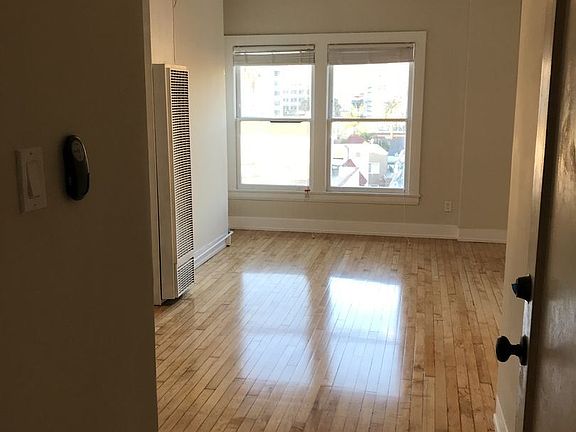 4th image of 35 N Alboni Pl #502