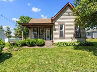 319 N New Albany St, Sellersburg, IN 47172