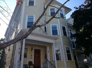 118 Franklin St #1, Brookline, MA 02445