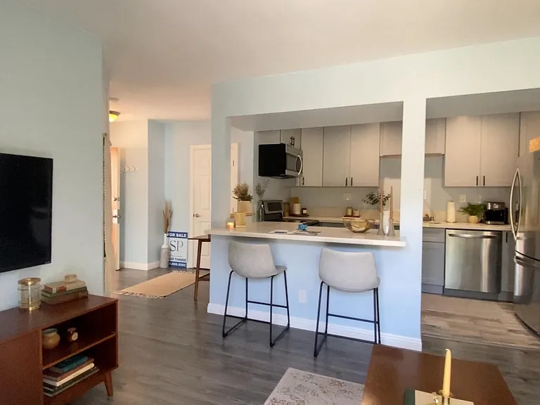 6811 Alvarado Rd #12 — Photo 2