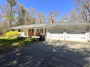 1163 Old Fall River Rd, Dartmouth, MA 02747