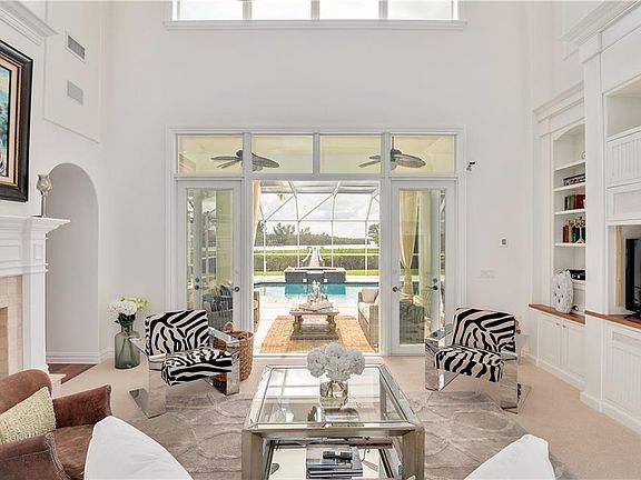 5th image of 8585 Seacrest Dr