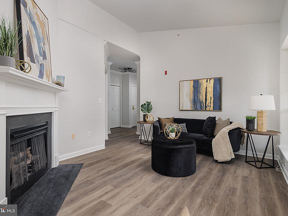 3rd image of 4551 Strutfield Ln APT 4436