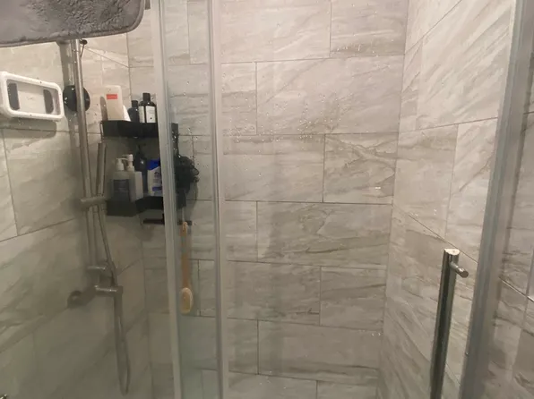 18-69 Stanhope Street image 18 of 23