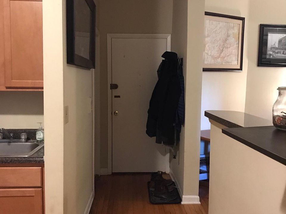 1st image of 915 W Waveland Ave #1C-17