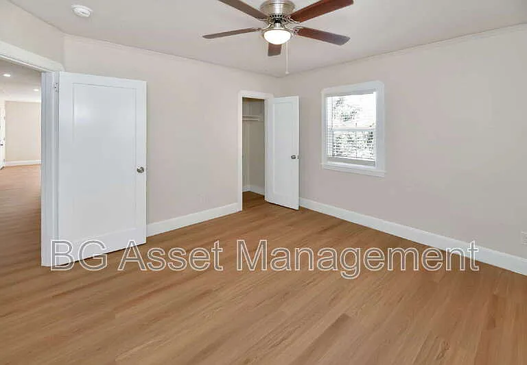 2801 Sabral Cir — Photo 13