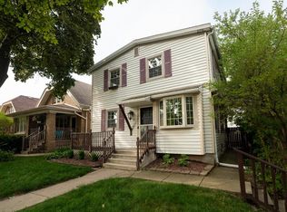 2617 S Linebarger Ter, Milwaukee, WI 53207