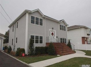 7 7th Ave, New Hyde Park, NY 11040