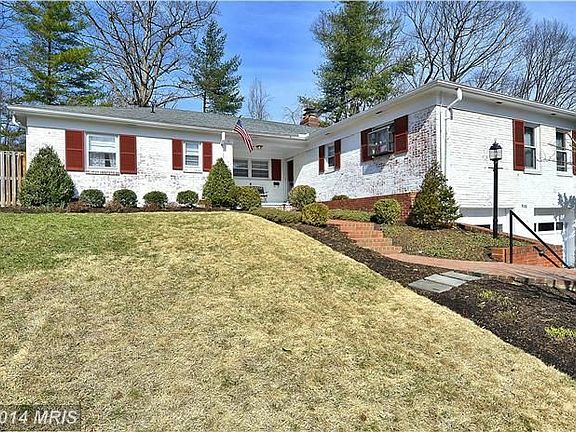 2nd image of 6218 Tally Ho Ln