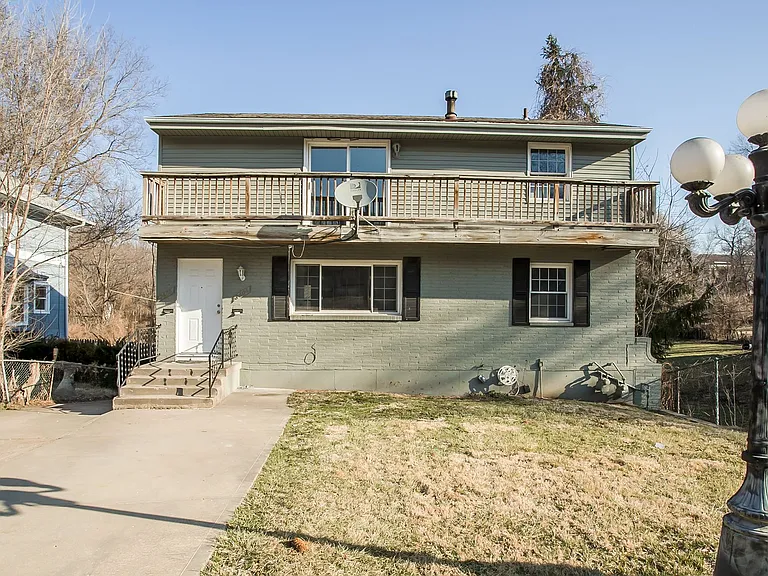 3604 E 61st St — Photo 15