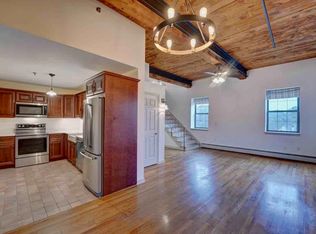 156 Front St APT 420, Exeter, NH 03833