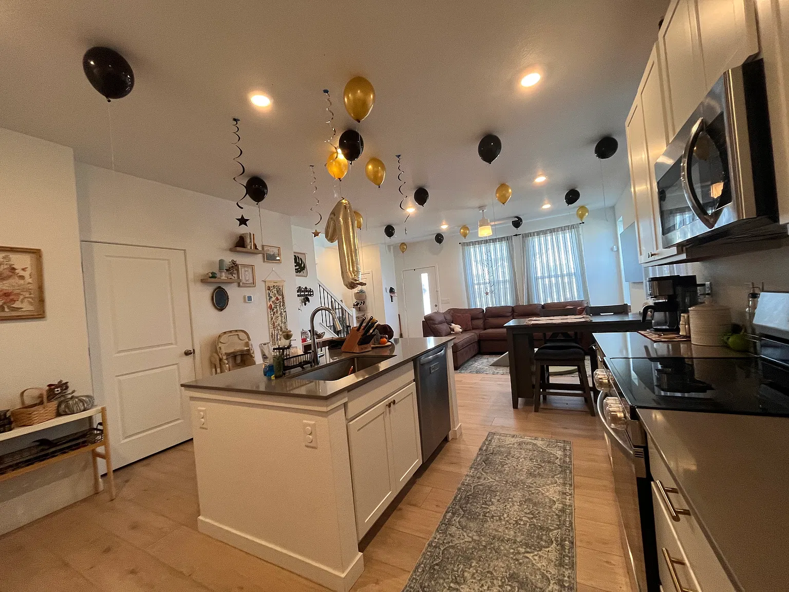 3 bed, 1489 sqft, $2,595 — Photo 4