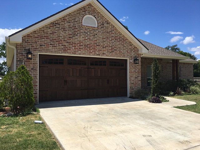 1st image of 1017 Kelsey Ln