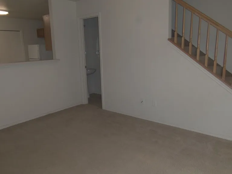 1608 Inca Dr — Photo 9