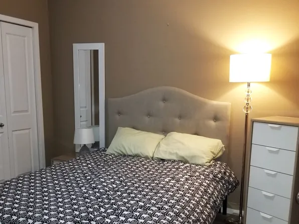 1053 10th St SW, Calgary, AB