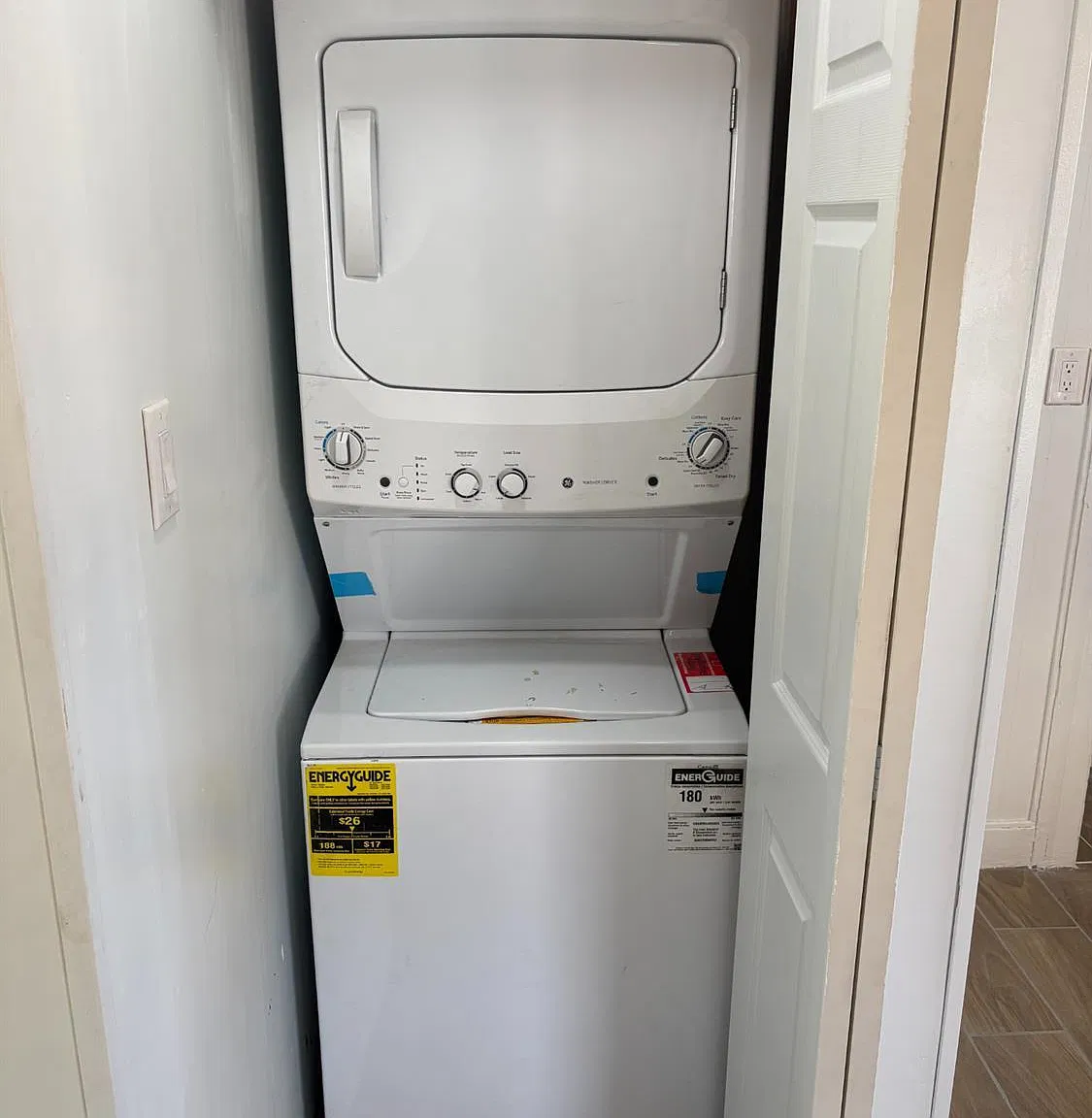 2 bed, 1.0 bath, $2,000 — Photo 3