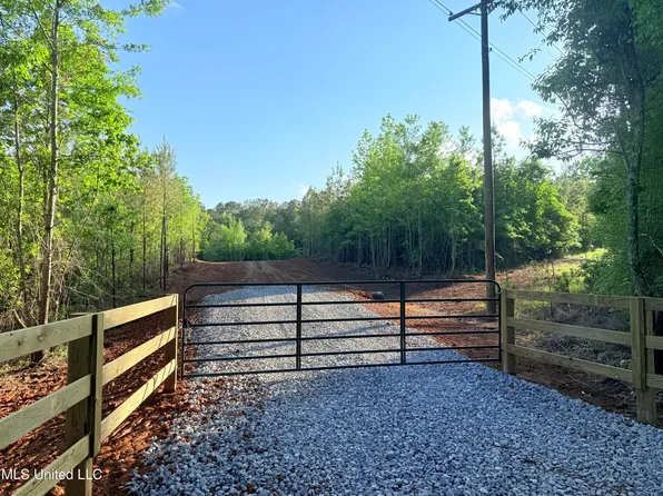 1 Old 16 Hwy, Canton, MS 39046