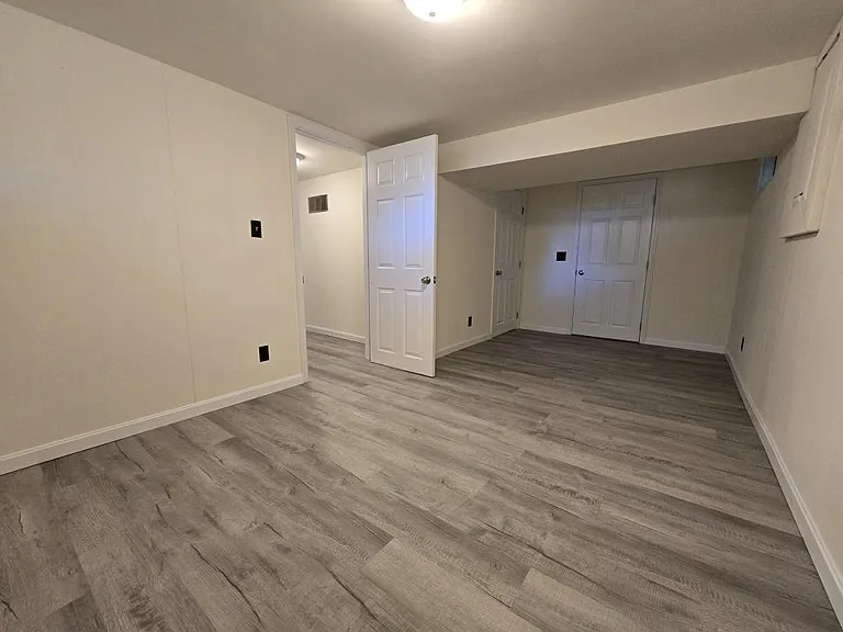 11 Glenwood Dr — Photo 33