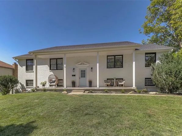 11900 W 59th Ter, Shawnee, KS 66216