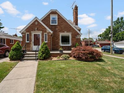 15115 Cleveland Ave, Allen Park, MI, 48101