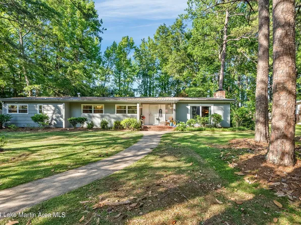 789 Woodland Rd, Alexander City, AL 35010