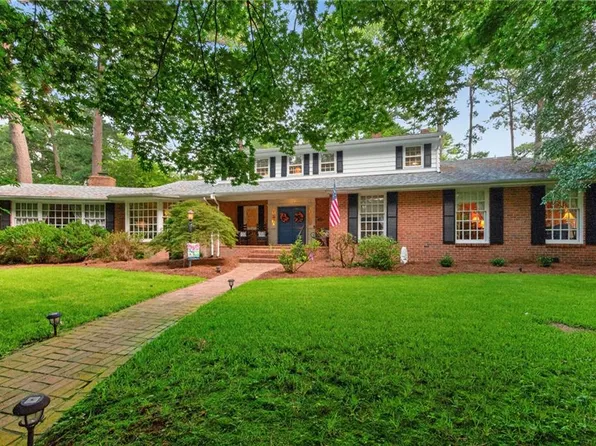 1300 Shaw Pl, Norfolk, VA 23509
