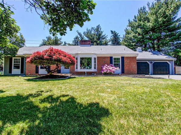 2843 Edgemont Dr, Allentown, PA 18103