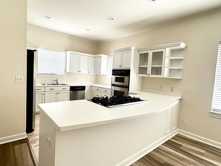 1708 W Morrison Ave — Photo 6