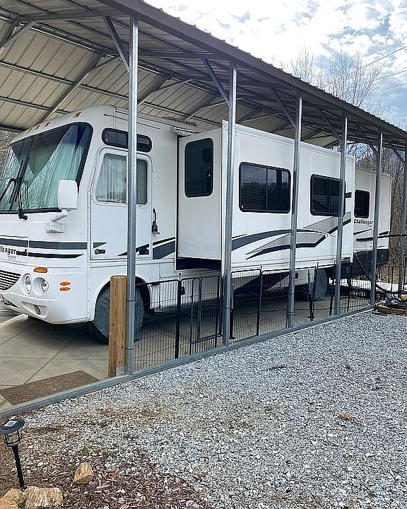 1st image of 144 Canada Rd