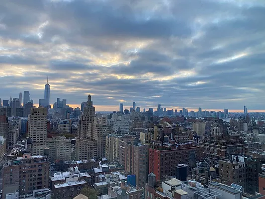 Rented by Ron Teitelbaum Properties | media 17