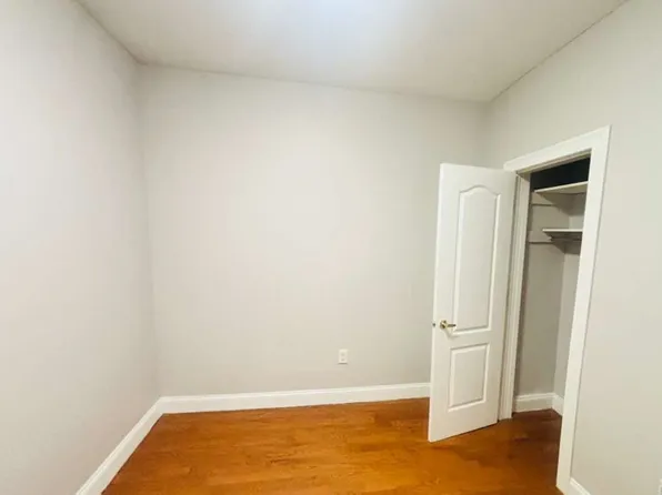 381 Baldwin Avenue image 11 of 13