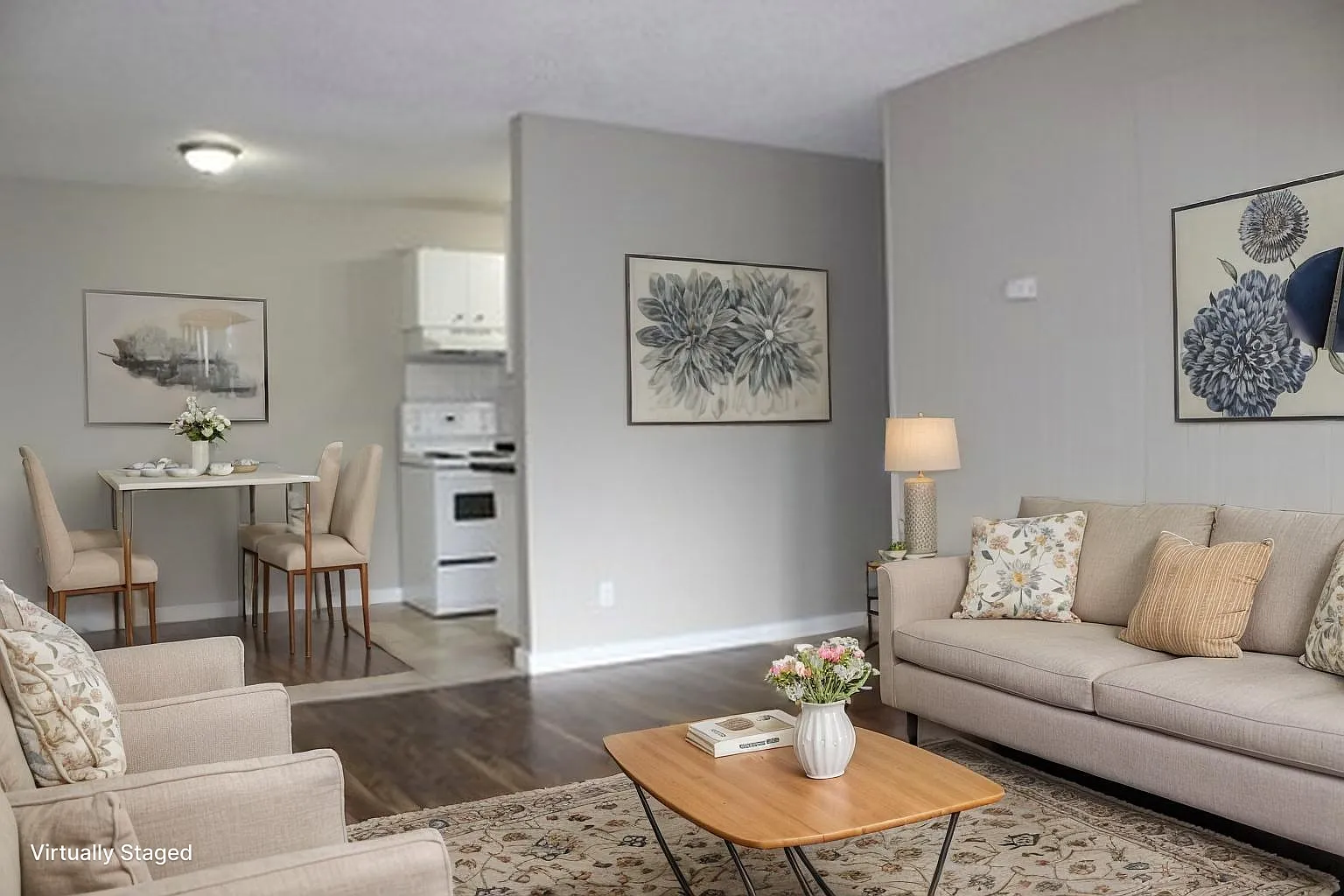 King Edward Apartments — Photo 2