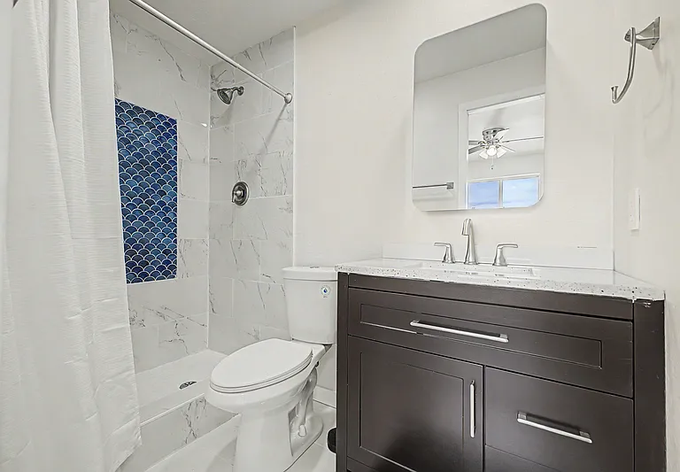 3430 E Poinsettia Dr — Photo 23