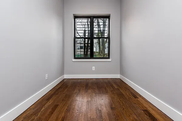 Rented by Nooklyn NYC LLC | media 4