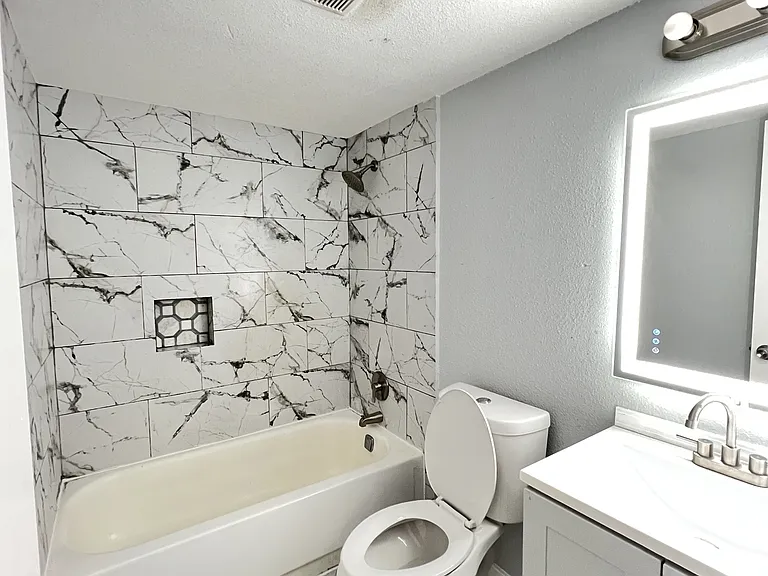 425 N Gilmer St — Photo 5
