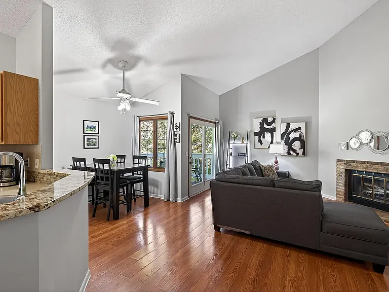 1063 Duckwood Dr #207 — Photo 7