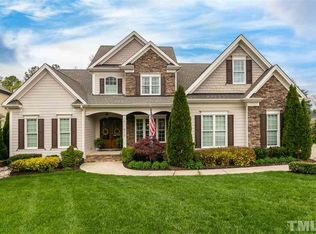 512 Foxdale Ridge Dr, Cary, NC 27519