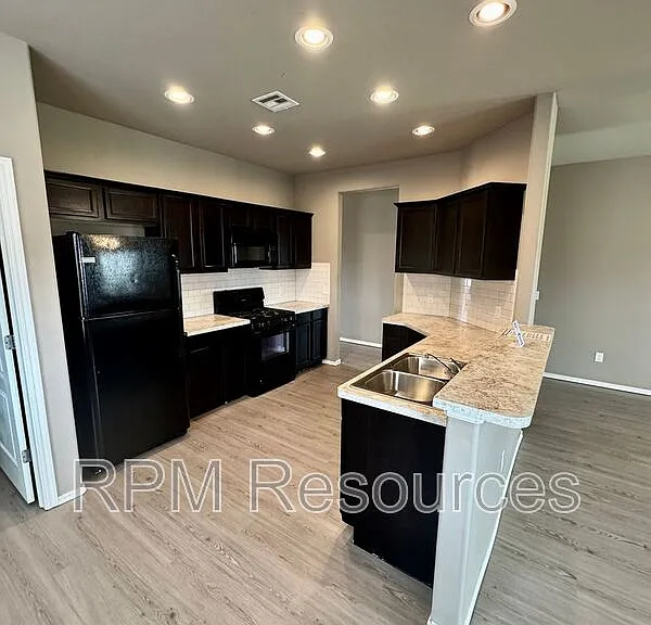 2705 Sugar Pine Dr — Photo 13