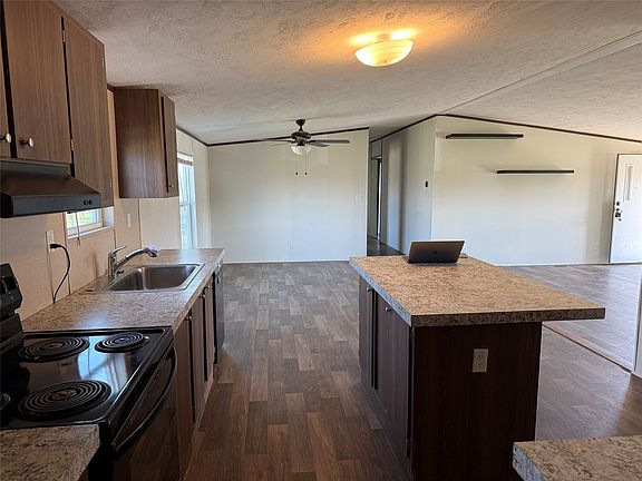 5th image of 199 Heien Ct