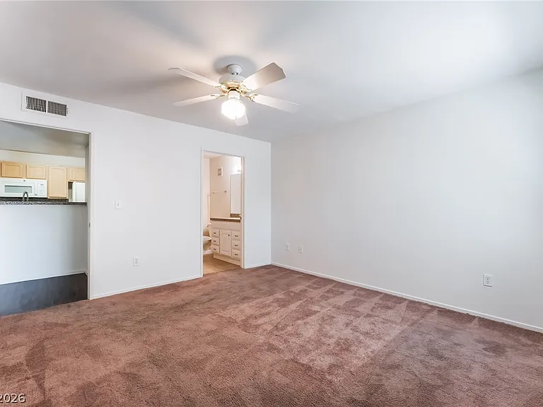 950 Seven Hills Dr #524 — Photo 20