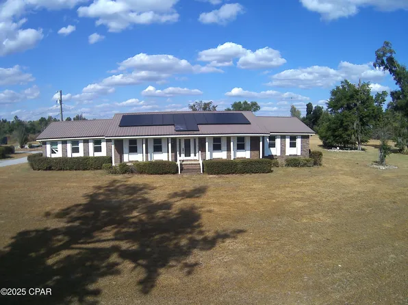 4883 Davis Dr, Marianna, FL 32446