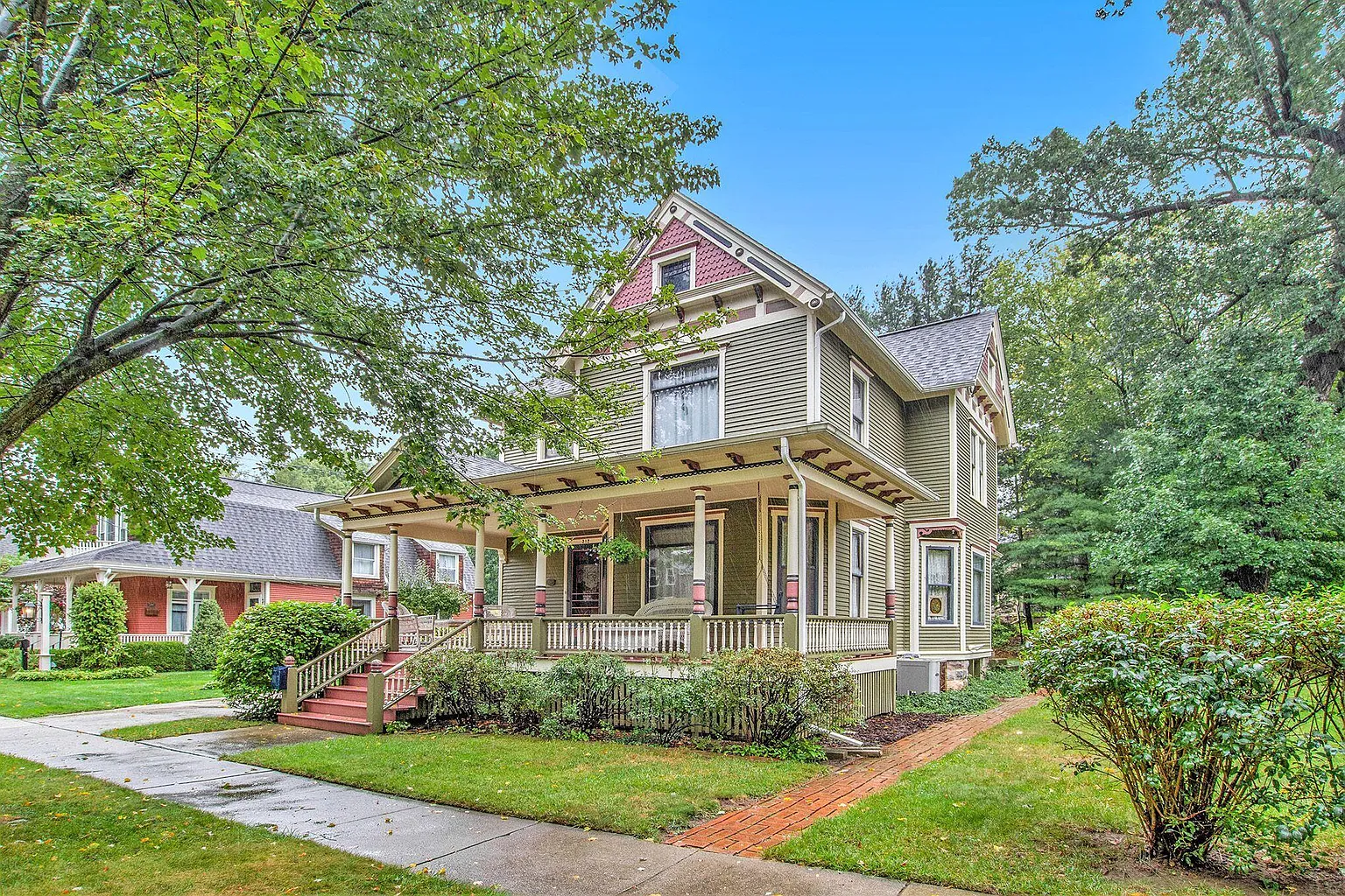 312 N Eagle St photo 1