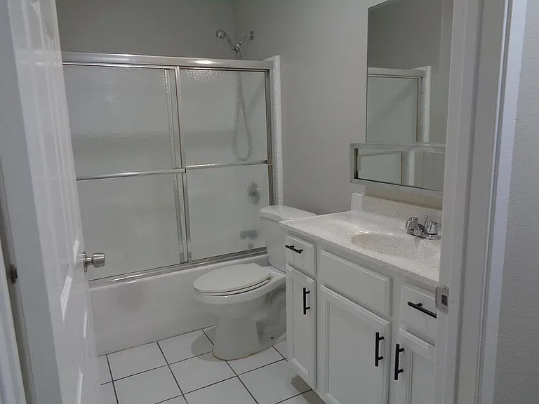 9062 Kenwood Dr — Photo 22