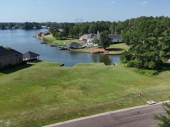 209 Harpers Way, Madison, MS 39110