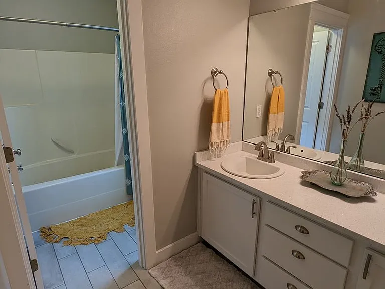 7758 McKinley Loop NE — Photo 22