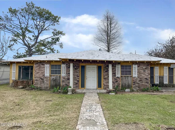 1227 Angie St, New Iberia, LA 70560