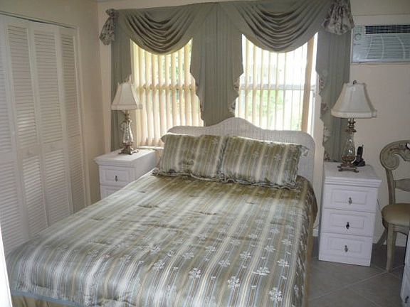 4th image of 87 N Collier Blvd #2